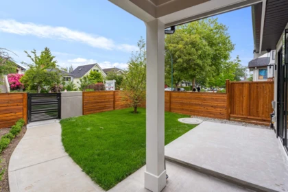 Outdoor Deck Photo of 1 2258 Napier Street, Vancouver, BC