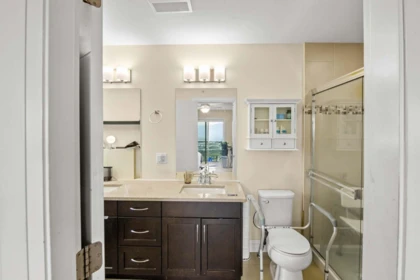 Laundry Room Photo of 38 47042 Macfarlane Place, Chilliwack, BC