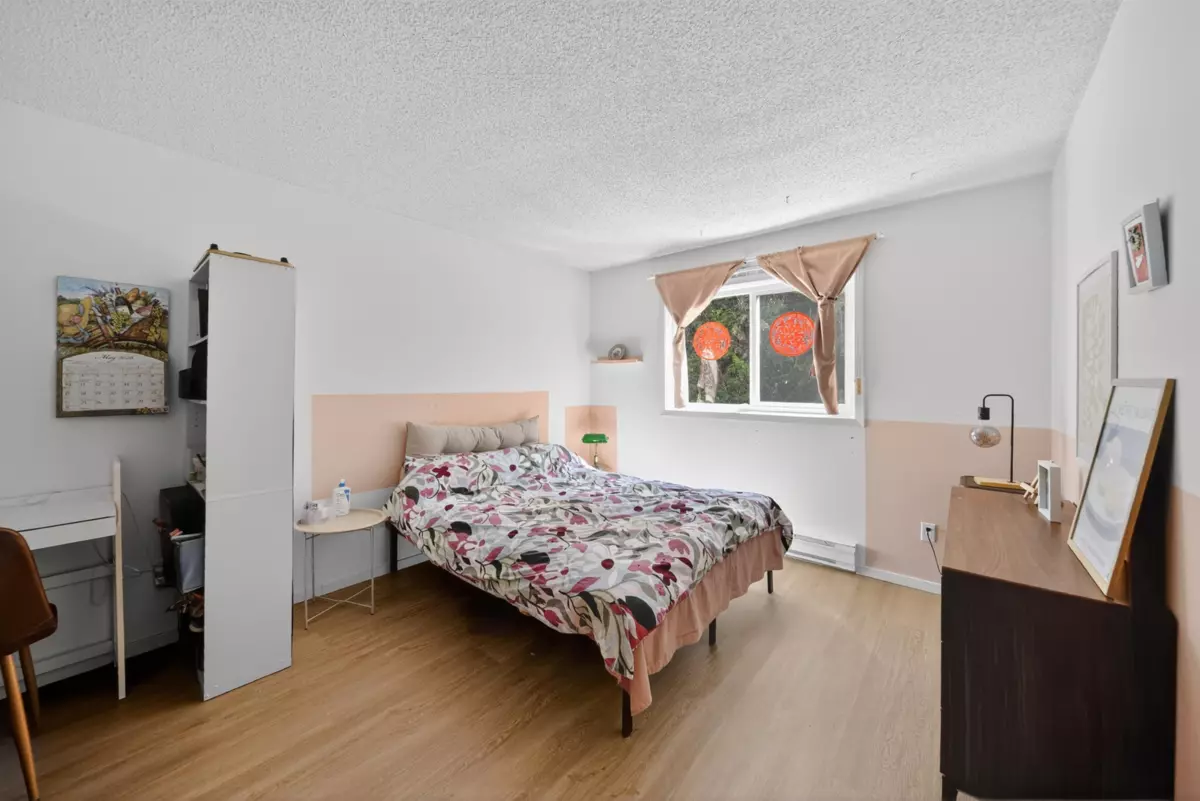 Family Room Photo of 105 8700 Ackroyd Road, Richmond, BC