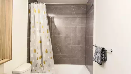 Primary Bathroom Photo of 204 13777 75a Avenue, Surrey, BC