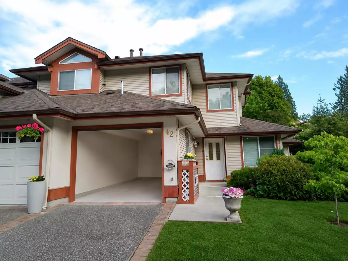 Family Room Photo of 42 22740 116 Avenue, Maple Ridge, BC