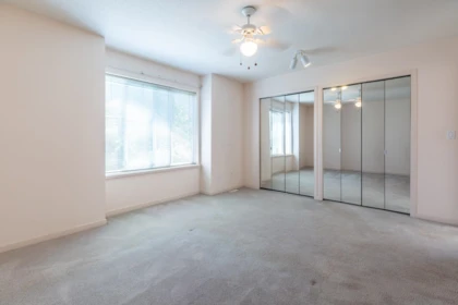 Hallway Photo of 42 22740 116 Avenue, Maple Ridge, BC