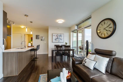 Kitchen Island Photo of 708 2789 Shaughnessy Street, Port Coquitlam, BC