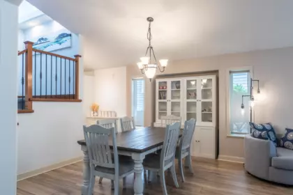Kitchen Island Photo of 10471 Slatford Street, Maple Ridge, BC