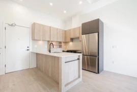 304 19577 65b Avenue, Surrey, BC