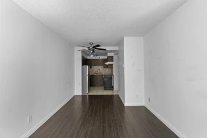Primary Bedroom Photo of 207 1270 Robson Street, Vancouver, BC