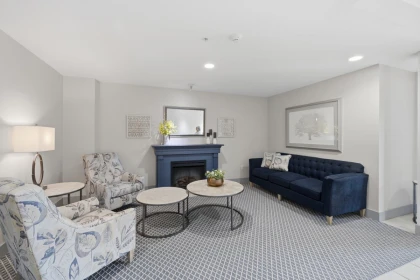 Hallway Photo of 202 3151 Connaught Crescent, North Vancouver, BC