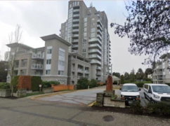 1206 10523 University Drive, Surrey, BC