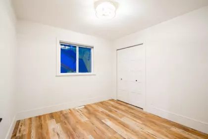 Guest Bathroom Photo of 26863 24 Avenue, Langley, BC