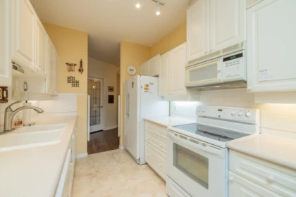 Kitchen Photo of 110 1300 Hunter Road, Delta, BC