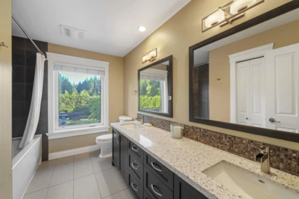 Mudroom Photo of 2514 East Road, Anmore, BC