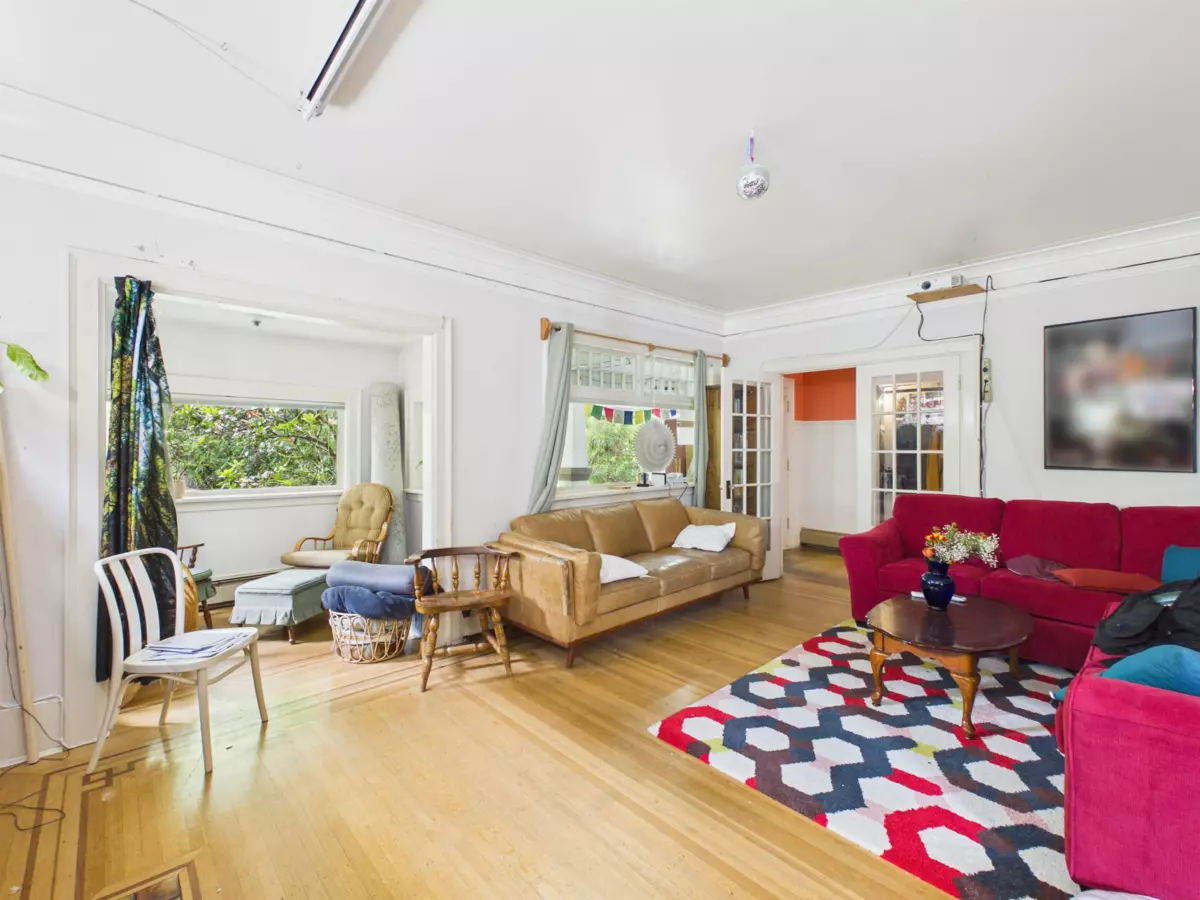 Family Room Photo of 4370 Osler Street, Vancouver, BC