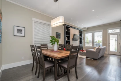 14743 32 Avenue, Surrey, BC, Surrey — Single Family Residence for sale
