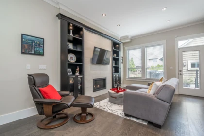 14743 32 Avenue, Surrey, BC, Surrey — Single Family Residence for sale