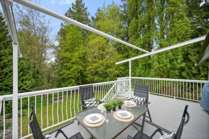Front Yard Photo of 20533 TELEGRAPH TRAIL, Langley BC V1M 1A7