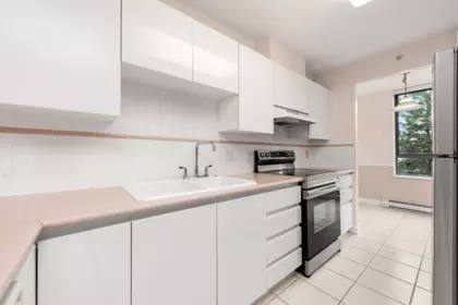 306 6622 Southoaks Crescent, Burnaby, BC, Burnaby — Apartment/Condo for sale