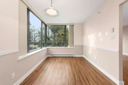 Walk-In Closet Photo of 306 6622 Southoaks Crescent, Burnaby, BC