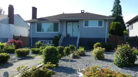 8391 11th Avenue, Burnaby, BC, Burnaby — Single Family Residence for sale