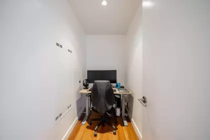 Hallway Photo of 4805 777 Richards Street, Vancouver, BC