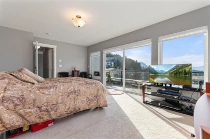 Backyard Photo of 5510 Maclachlan Place, Chilliwack, BC