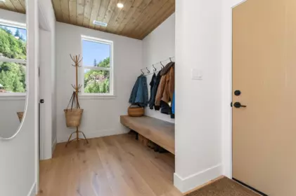 Hallway Photo of 5249 Kamp Road, Agassiz, BC