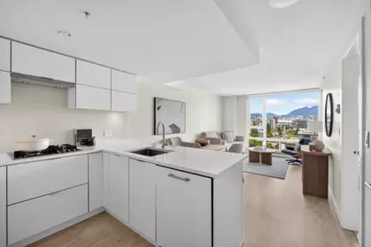 Kitchen Island Photo of 707 238 W Broadway, Vancouver, BC