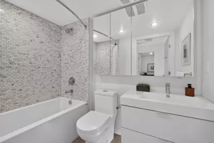 Mudroom Photo of 707 238 W Broadway, Vancouver, BC