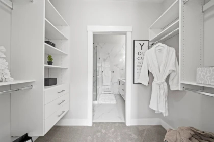 Entry Foyer Photo of 25 17155 79a Avenue, Surrey, BC