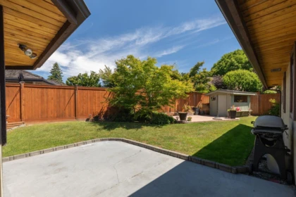 Swimming Pool Photo of 748 Juniper Place, Delta, BC