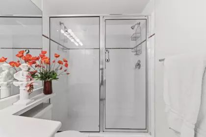 Entry Foyer Photo of 211 3250 W Broadway, Vancouver, BC