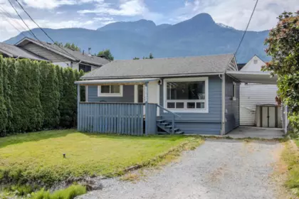37937 Fourth Avenue, Squamish, BC, Squamish — Single Family Residence for sale