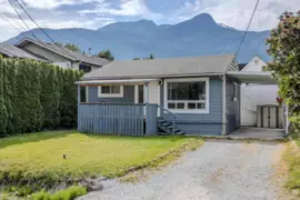 37937 Fourth Avenue, Squamish, BC