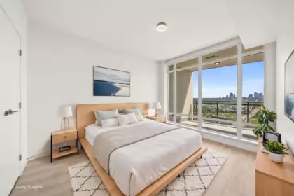 3307 2085 Skyline Court, Burnaby, BC, Burnaby — Apartment/Condo for sale