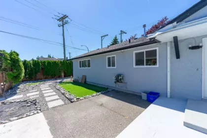 Front Yard Photo of 5114 Westminster Avenue, Delta, BC