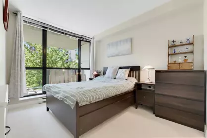 Bedroom 3 Photo of 609 9180 Hemlock Drive, Richmond, BC