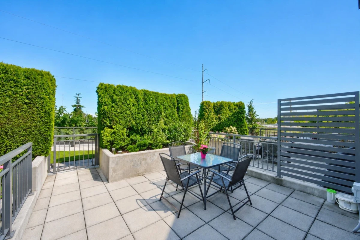 Living Room Photo of 3 10800 No. 5 Road, Richmond, BC