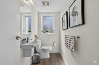Guest Bathroom Photo of 3 10800 No. 5 Road, Richmond, BC