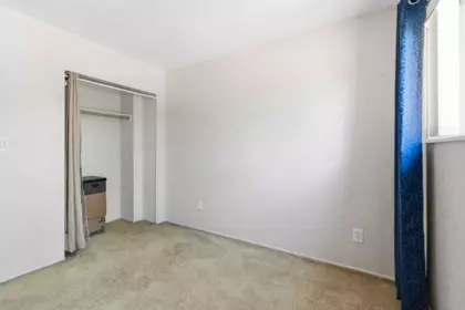 Entry Foyer Photo of 3811 Garden Grove Drive, Burnaby, BC