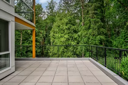 Backyard Photo of 210 31900 Raven Avenue, Mission, BC