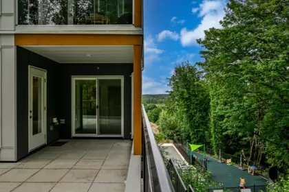 Front Yard Photo of 210 31900 Raven Avenue, Mission, BC
