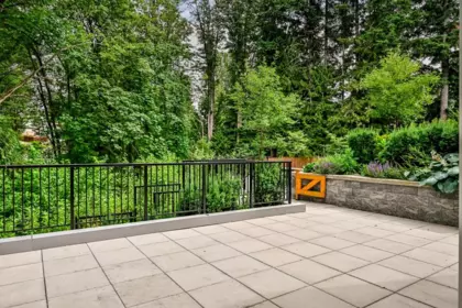 Garden / Landscaping Photo of 210 31900 Raven Avenue, Mission, BC