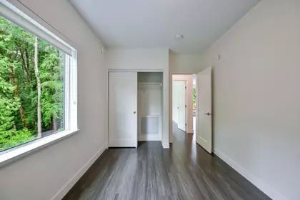Hallway Photo of 210 31900 Raven Avenue, Mission, BC