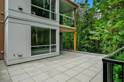 Outdoor Deck Photo of 210 31900 Raven Avenue, Mission, BC