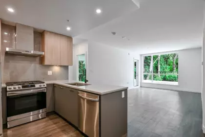 Primary Bedroom Photo of 210 31900 Raven Avenue, Mission, BC