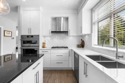 Kitchen Island Photo of 59 20327 72b Avenue, Langley, BC