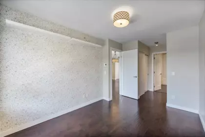 Guest Bathroom Photo of 411 405 Skeena Street, Vancouver, BC
