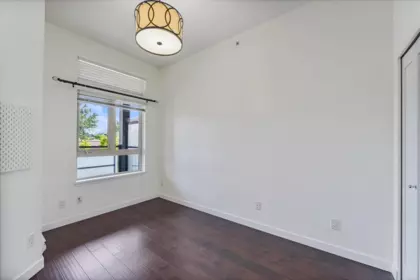 Laundry Room Photo of 411 405 Skeena Street, Vancouver, BC