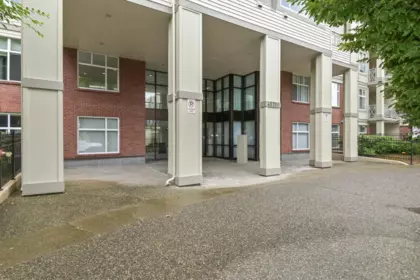 105 45700 Wellington Avenue, Chilliwack, BC, Chilliwack — Apartment/Condo for sale