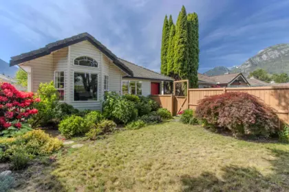 1830 Willow Crescent, Squamish, BC, Squamish — Single Family Residence for sale
