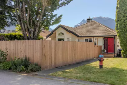 1830 Willow Crescent, Squamish, BC, Squamish — Single Family Residence for sale